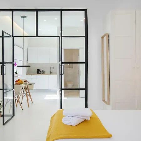 Twins Idola Apartamento